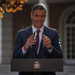 Pedro Sánchez tiende la financiación autonómica a los barones del PP con el objetivo de debilitar a Feijóo