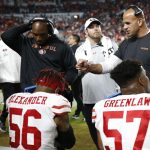 Saleh elogia el crecimiento defensivo de los 49ers y su continuidad como coordinador defensivo